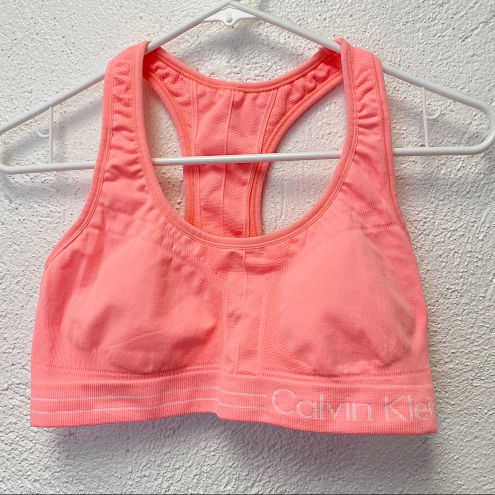 Calvin Klein Performance Sports Bra Size M